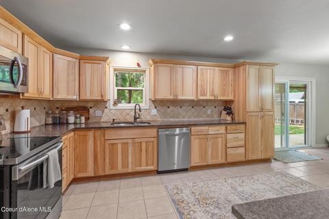 204 S Cedar St, Post Falls, ID 83854 photo 8