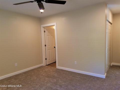 305 6th St, Osburn, ID 83849 photo 7