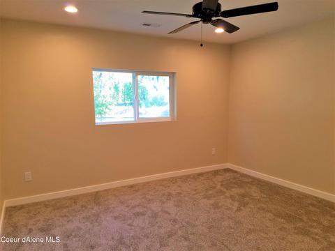 305 6th St, Osburn, ID 83849 photo 6