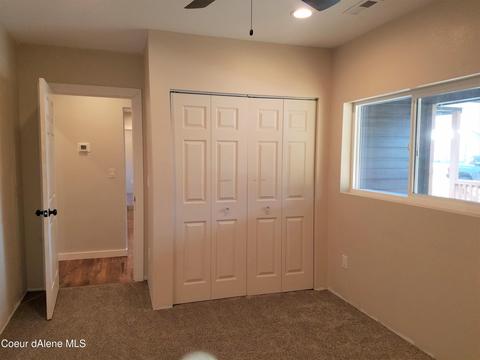 305 6th St, Osburn, ID 83849 photo 5