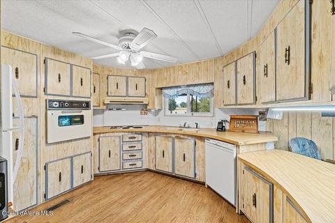 4874 E St Anthony Ln, Post Falls, ID 83854 photo 11