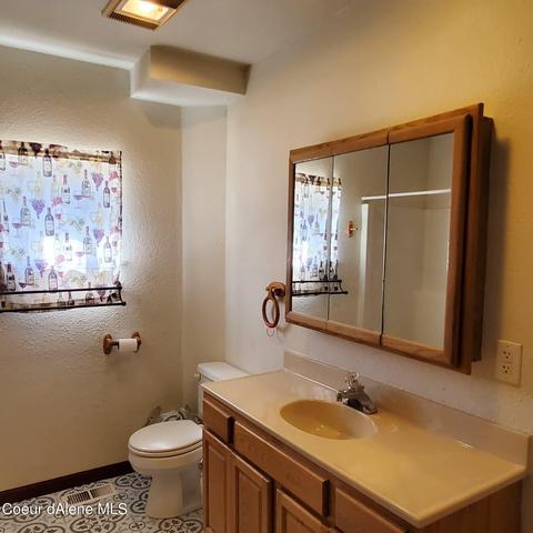 606 C St, Pinehurst, ID 83850 photo 14