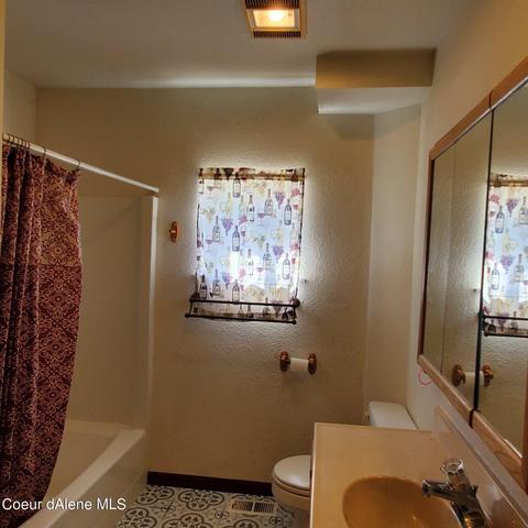 606 C St, Pinehurst, ID 83850 photo 13