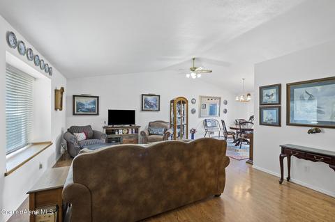 813 Hickory St, Sandpoint, ID 83864 photo 9