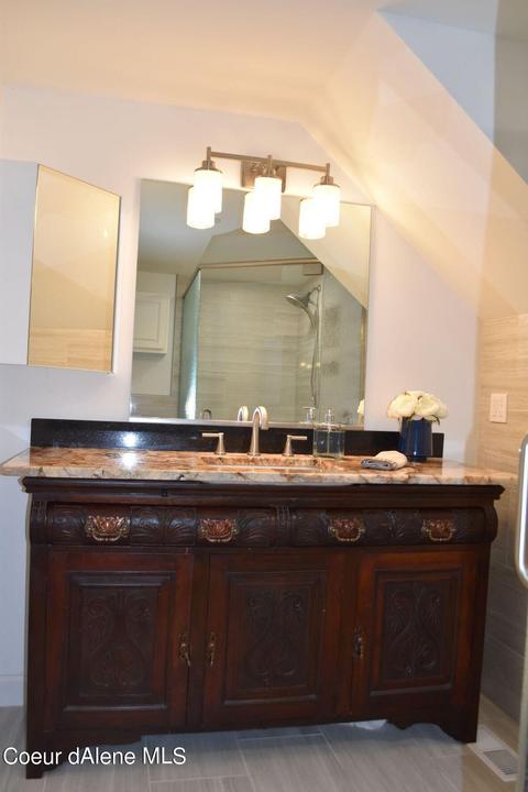 406 Riverside Ave, Kellogg, ID 83837 photo 8