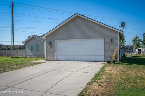 2904 E Knapp Cir, Post Falls, ID 83854 photo 2