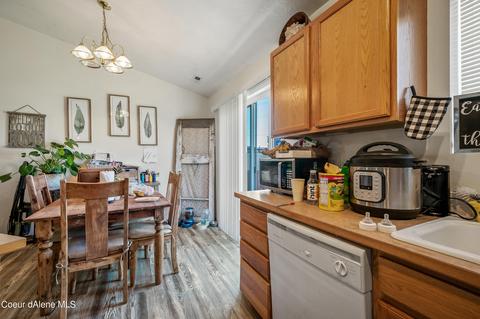2904 E Knapp Cir, Post Falls, ID 83854 photo 10