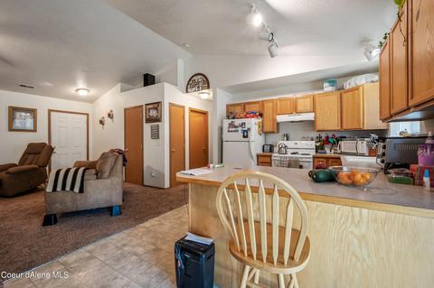 2986 E Knapp Cir, Post Falls, ID 83854 photo 10