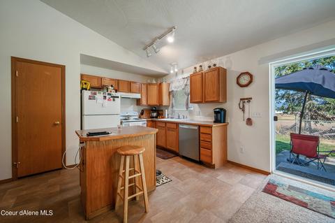 2632 E Knapp Cir, Post Falls, ID 83854 photo 10