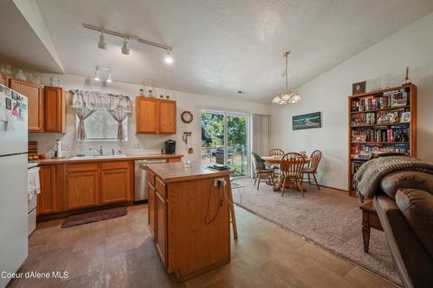 2632 E Knapp Cir, Post Falls, ID 83854 photo 9