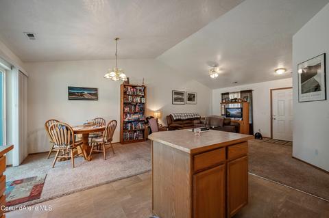 2632 E Knapp Cir, Post Falls, ID 83854 photo 12