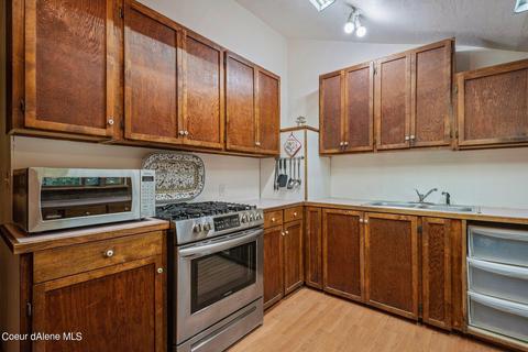 7970 Honeysuckle Rd, Athol, ID 83801 photo 9