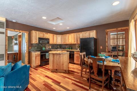 43 Barker Lp Lp, Pinehurst, ID 83850 photo 8