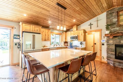 1467 N Havichur Loop, Post Falls, ID 83854 photo 9
