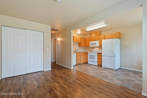 106 E 19th Ave, Post Falls, ID 83854 photo 6