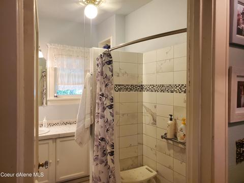 202 W 8th Ave, Clark Fork, ID 83811 photo 17