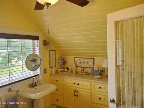 202 W 8th Ave, Clark Fork, ID 83811 photo 22