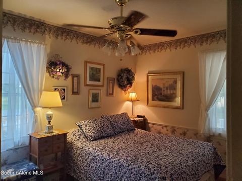 202 W 8th Ave, Clark Fork, ID 83811 photo 16