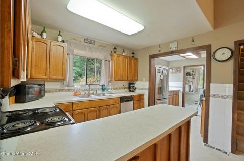 3907 Upper Pack River Rd, Sandpoint, ID 83864 photo 8