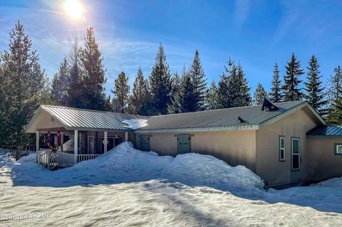 754 Gold Rd, Naples, ID 83847 photo 4