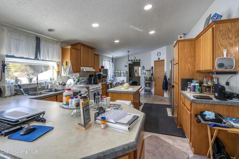 754 Gold Rd, Naples, ID 83847 photo 11