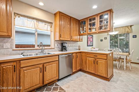 548 S Ithaca St, Post Falls, ID 83854 photo 8