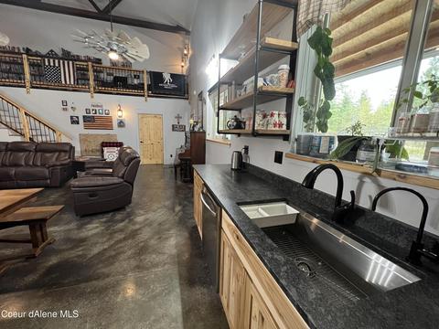 8857 E Son Shine Way, Athol, ID 83801 photo 7