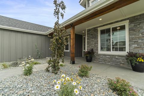 8180 W Splitrail Ave, Rathdrum, ID 83858 photo 4