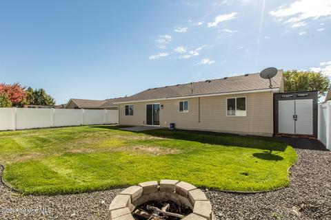 2093 E Knapp Dr, Post Falls, ID 83854 photo 13