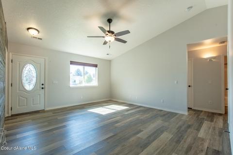2093 E Knapp Dr, Post Falls, ID 83854 photo 4