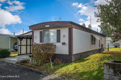 900 N Idaho St # 404, Post Falls, ID 83854