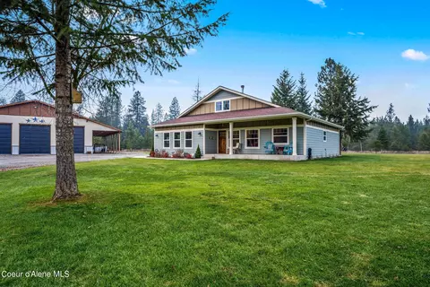 9471 E Snowy Ln, Athol, ID 83801