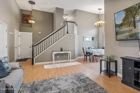 1891 E Windwood Crt Crt, Post Falls, ID 83854