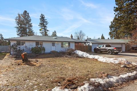 704 E 18th Ave, Post Falls, ID 83854 photo 2