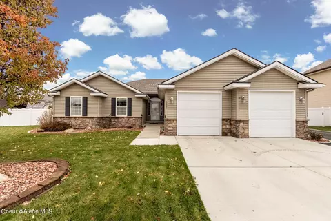 9085 N Torrey Ln, Hayden, ID 83835