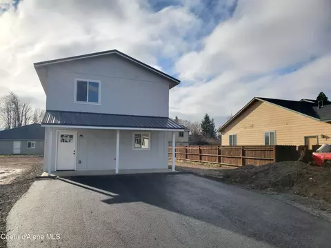 224 Brittany Loop, Kootenai, ID 83840