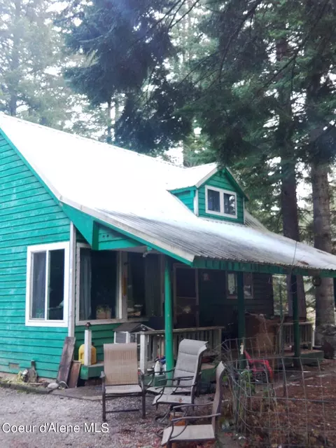 71 Gonser Ln, Careywood, ID 83809