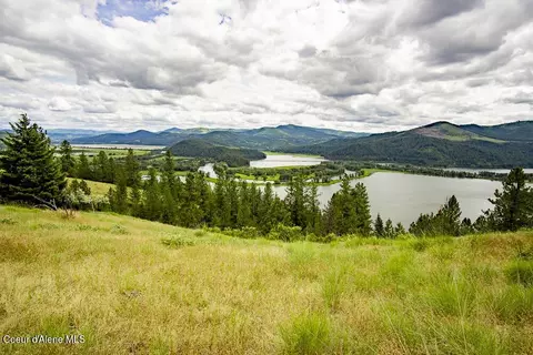 Lot 17 Holiday, Harrison, ID 83833