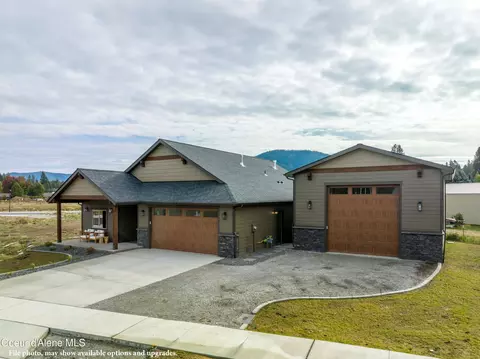 632 E Ripatti Way, Hayden, ID 83835
