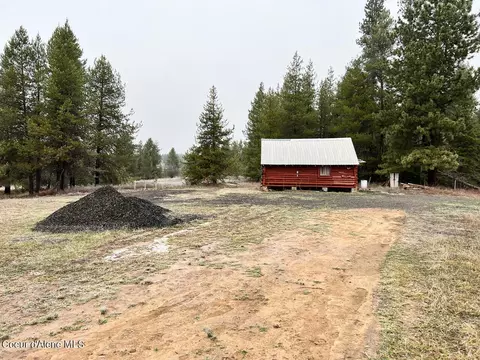 168 Happy Creek Rd, Saint Maries, ID 83861