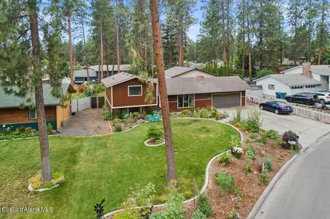 390 S Ponderosa Loop, Post Falls, ID 83854 photo 2