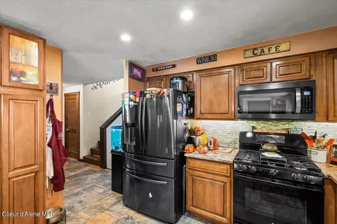 390 S Ponderosa Loop, Post Falls, ID 83854 photo 13