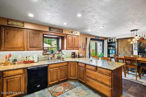 390 S Ponderosa Loop, Post Falls, ID 83854 photo 11
