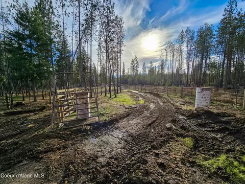188 Bumpy Way, Blanchard, ID 83804 photo 14