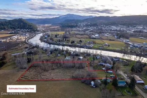 747 Riverdale Dr, Saint Maries, ID 83861