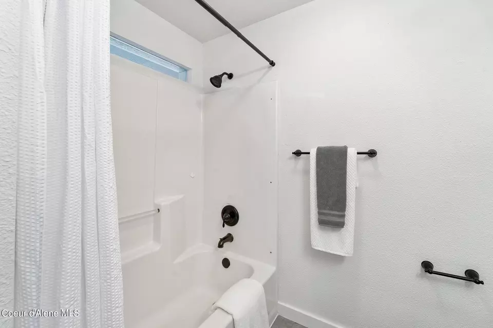  3428 E 2nd Ave, Post Falls, ID 83854 photo 22