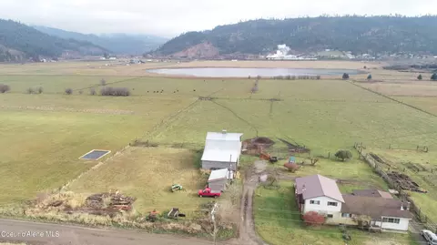 873 Riverdale Dr, Saint Maries, ID 83861