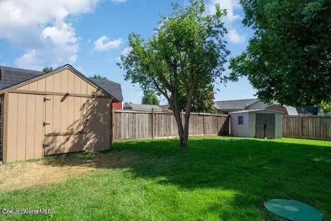 2040 N Westwind Dr, Post Falls, ID 83854 photo 5