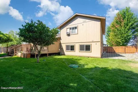 2040 N Westwind Dr, Post Falls, ID 83854 photo 2