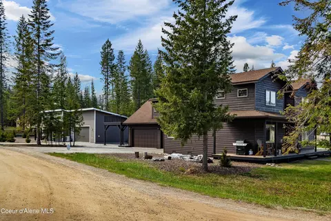 17271729 Gypsy Bay Rd, Sagle, ID 83860